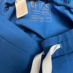 WearFigs Yola Skinny Scrub pant in Royal Blue XS/T